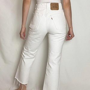 Vintage White 917 Levi’s